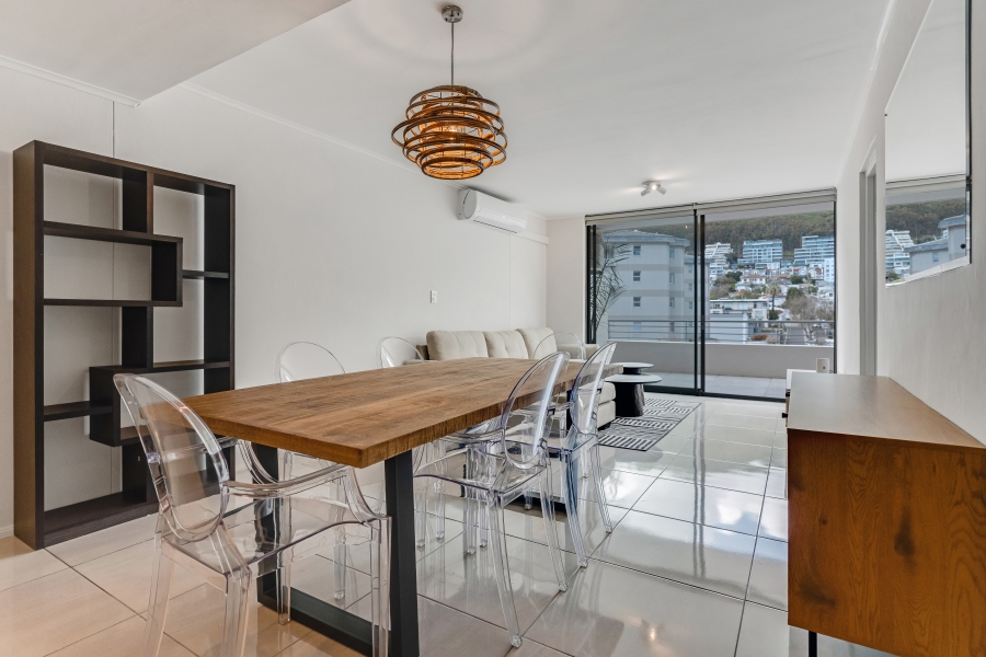 2 Bedroom Property for Sale in Sea Point Western Cape